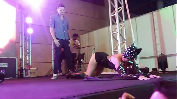 Obejrzyj Erotika Fair 2015 - DreamGirls - Sao Paulo - Brazil - Part1ciepłe klipy