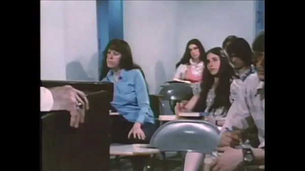 Titta på Teenage Chearleader - 1974 varma klipp
