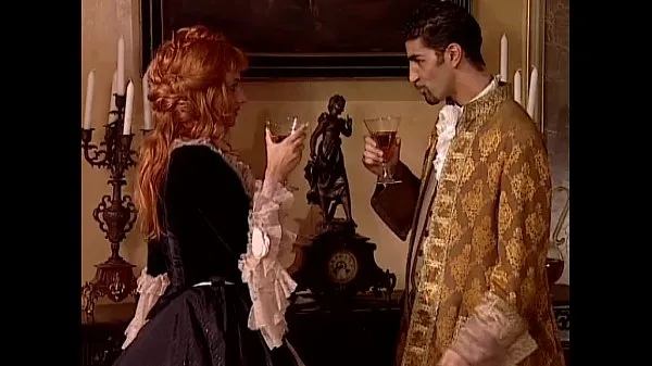 Oglejte si Redhead noblewoman banged in historical dress tople posnetke
