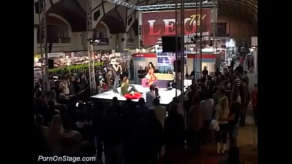 Titta på real porn on stage varma klipp