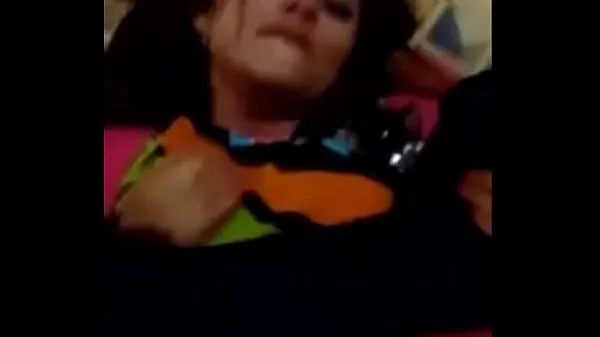 Tonton Indian girl pussy fucked by boyfriend Klip hangat