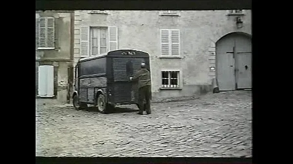Sledujte French Erection (1975 hřejivé klipy