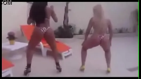 Watch Hot babes dancing ForróFunk warm Clips