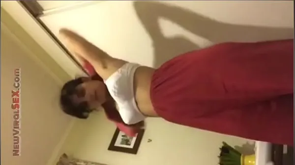 Obejrzyj Indian Muslim Girl Viral Sex Mms Videociepłe klipy