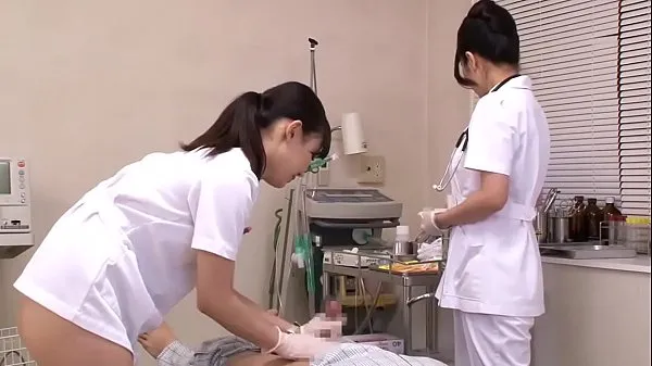 观看Japanese Nurses Take Care Of Patients温暖的剪辑