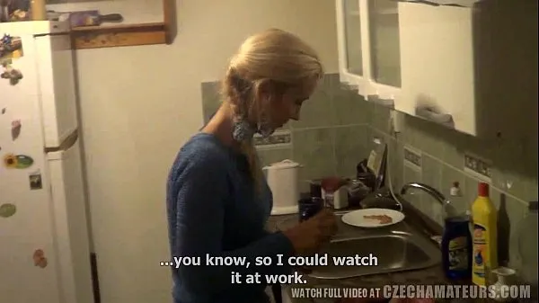Sledujte This Horny Housewife is Fucking Machine Amateur Housewife Bondage hřejivé klipy