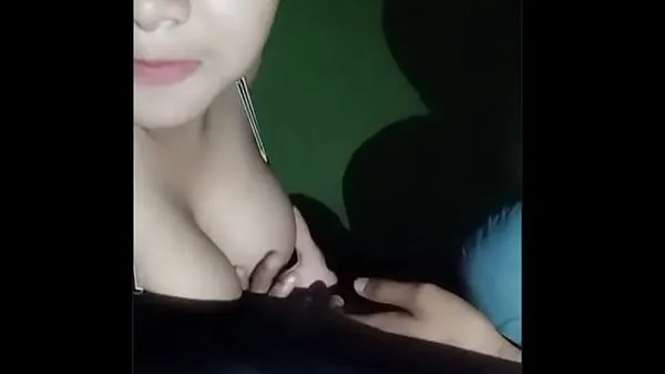شاهد Big tits live with her boyfriend bạn المقاطع الدافئة
