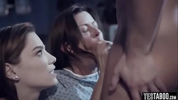 Oglejte si Female patient relives sexual experiences tople posnetke