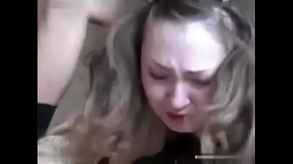 Katso Russian Pizza Girl Rough Sex lämmintä klippiä