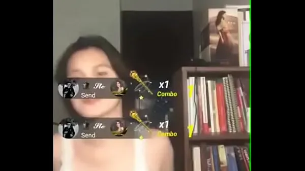 Yannah Hernandez dances hot on bigo livecam개의 따뜻한 클립 보기