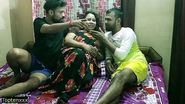 Se Indian hot randi bhabhi fucking with two devor !! Amazing hot threesome sex varme klip