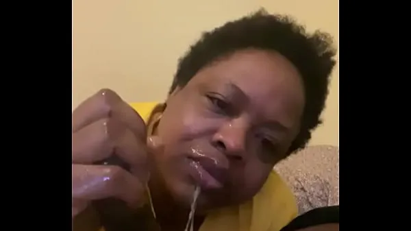 Katso Mature ebony bbw gets throat fucked by Gansgta BBC lämmintä klippiä