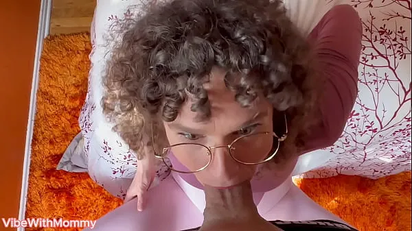 Obejrzyj Crying Jewish Stepmom Steals Your Burger for Risky Raw Sexciepłe klipy